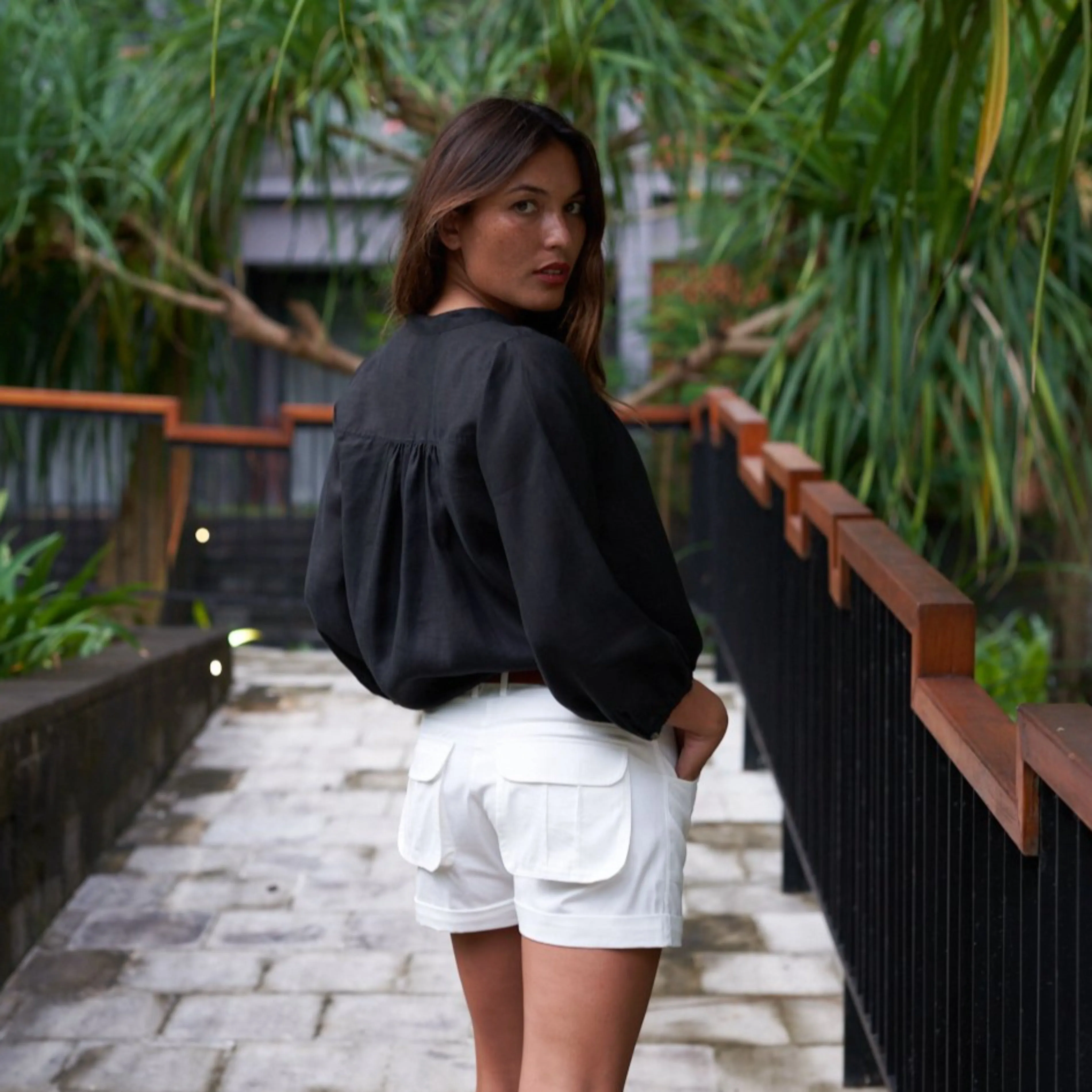 BKLN TOP - Linen | Black