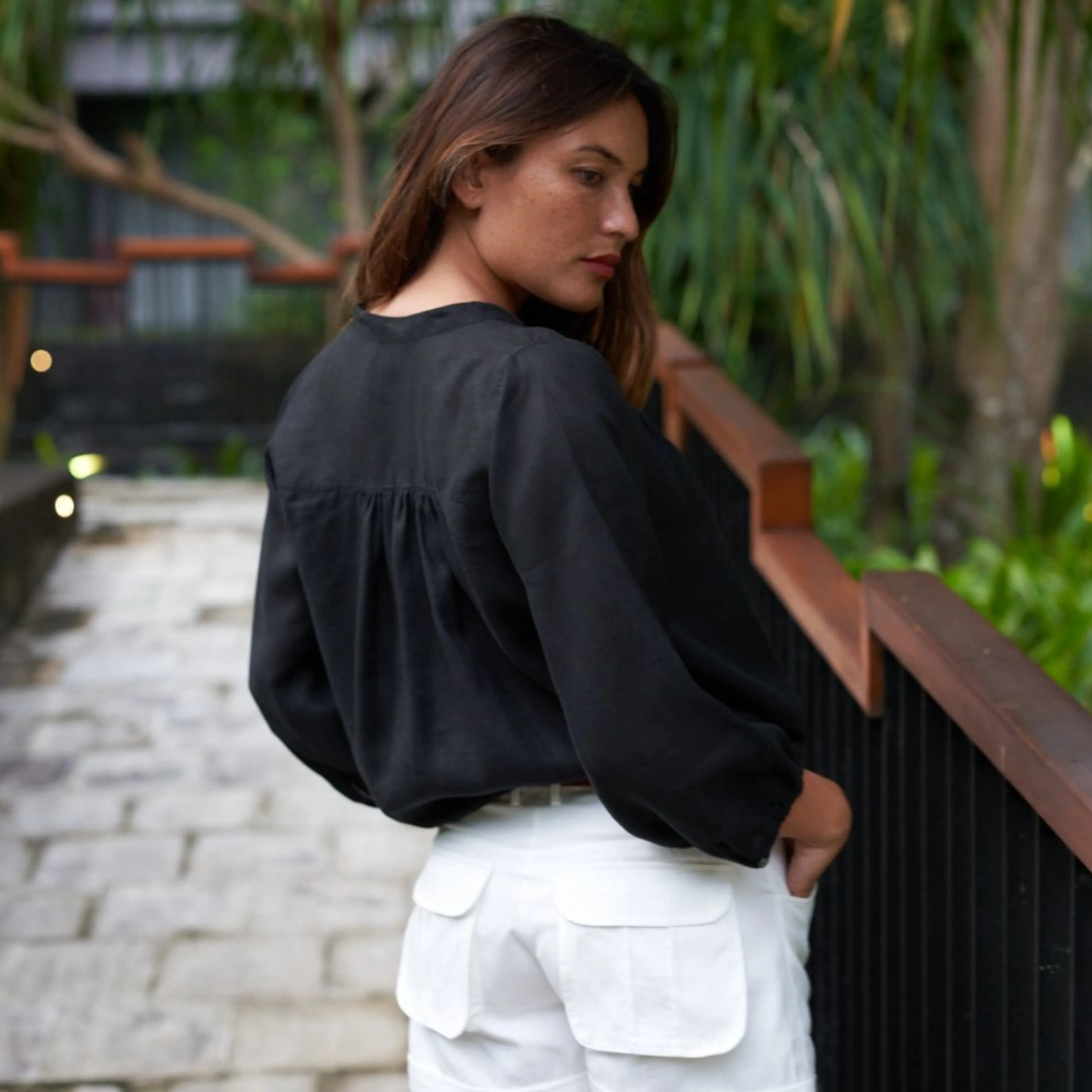 BKLN TOP - Linen | Black