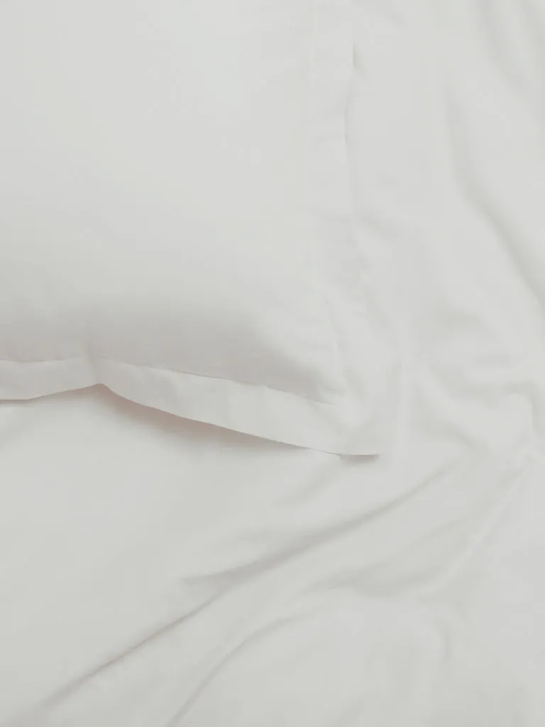Westside Home White King Bedsheet Flat and Pillowcase Set