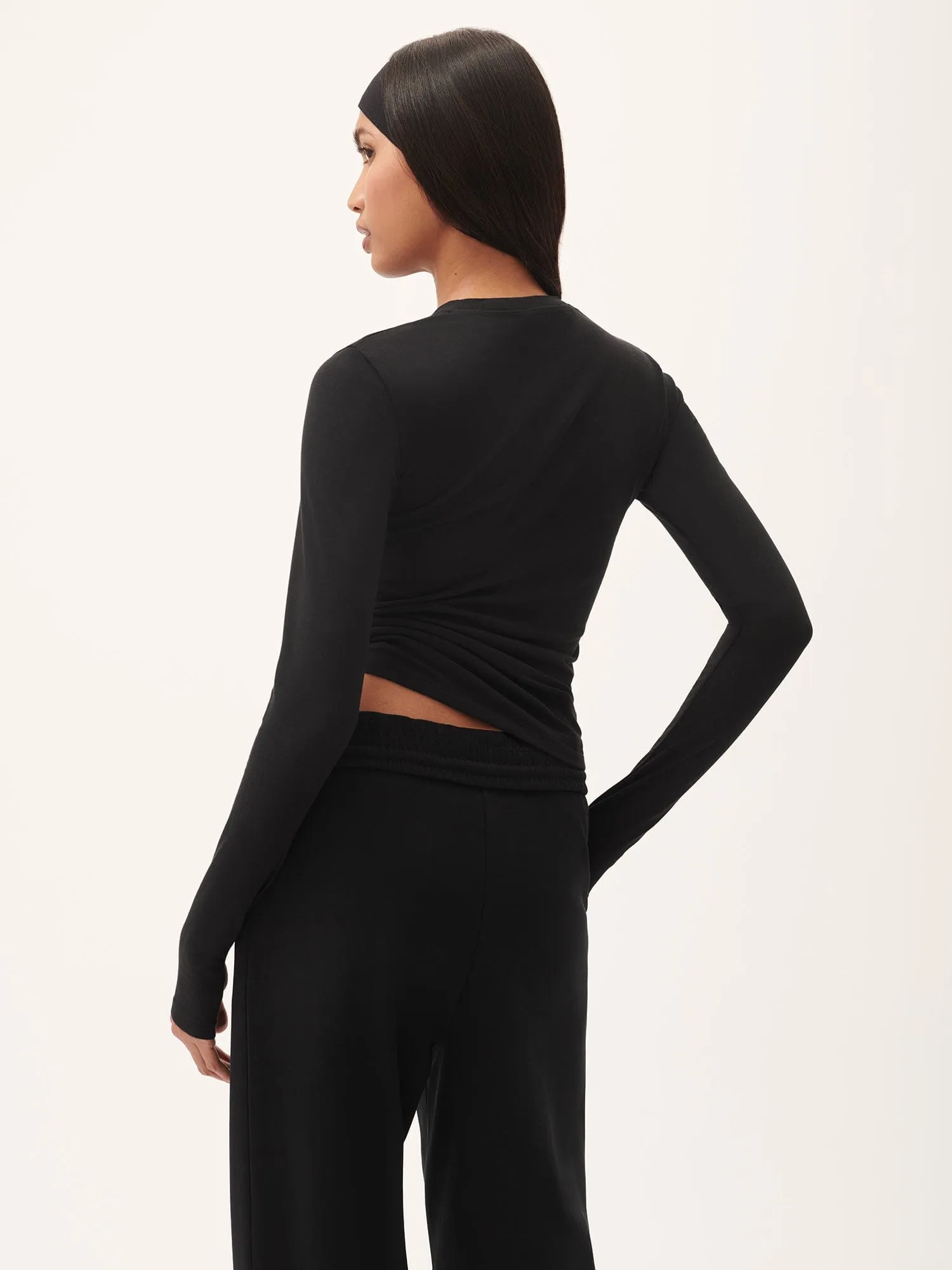 Womens 365 Cotton-Stretch Long-Sleeved Top—Black